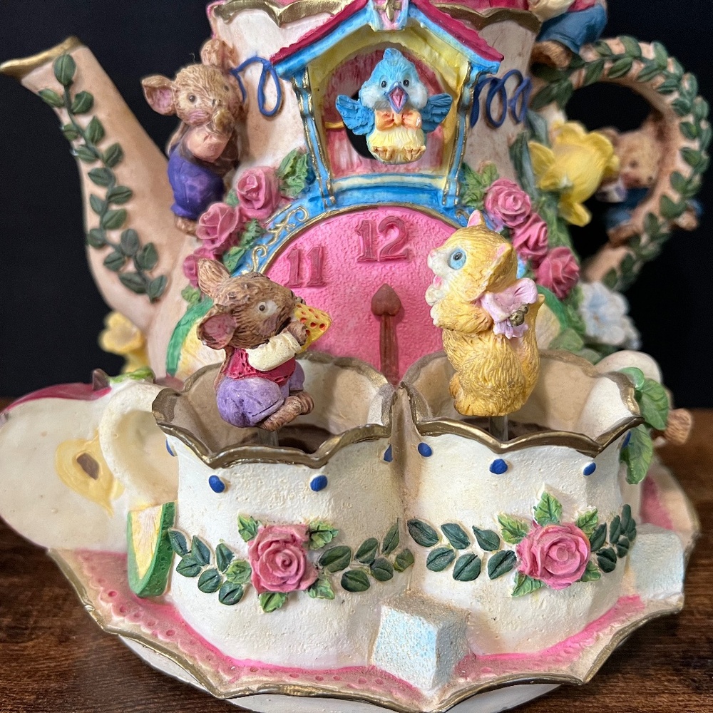 Animated Mouse Teapot Music Box "Tea For Two" - Picture 4 of 16